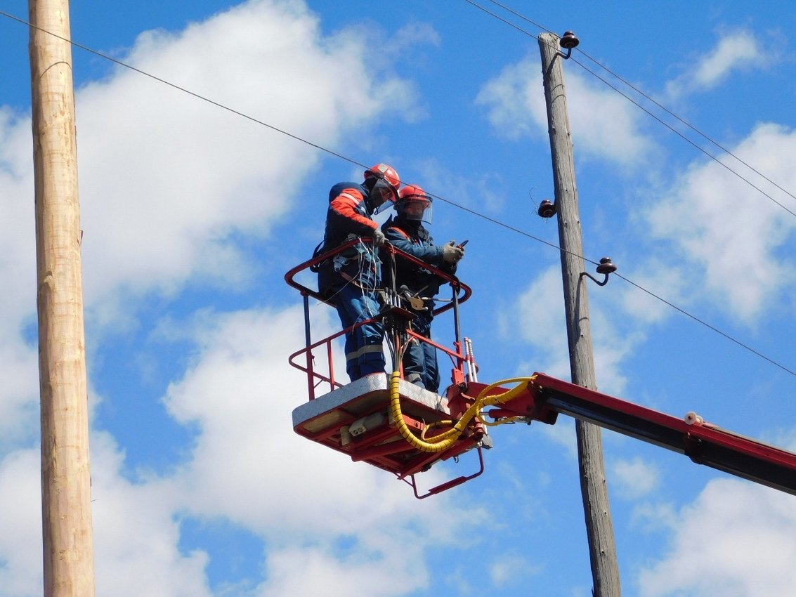 Электроснабжение восстановили в Мамско-Чуйском районе