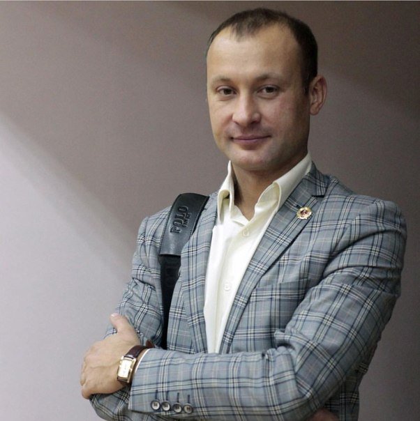 Директор молодёжного центра «Искра» Вячеслав Пальшин