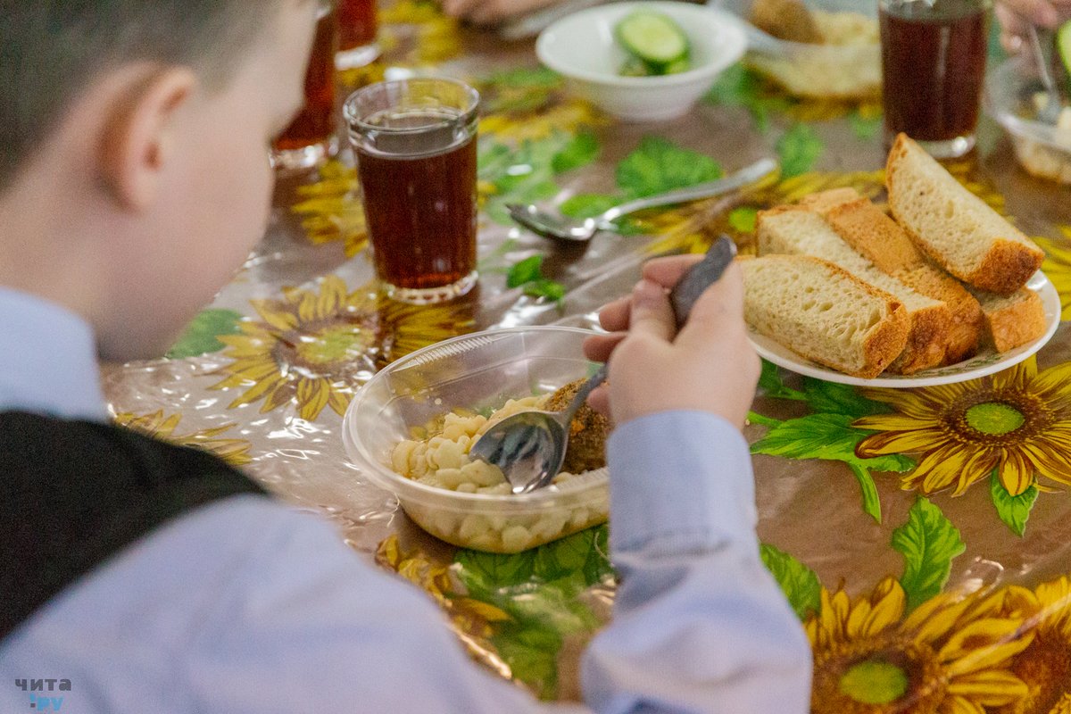 Прокуратура заставила школы Кыринского района выдавать бесплатное питание детям-инвалидам