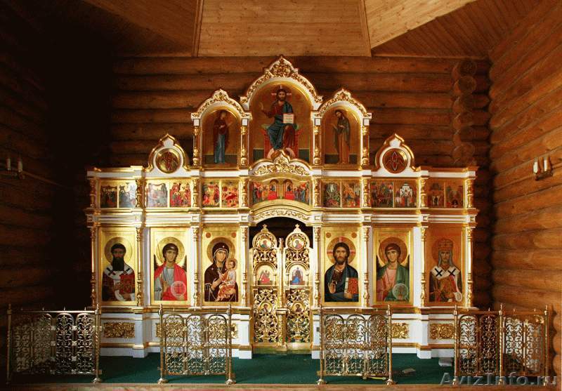 Иконостас установили в новой церкви Ангарской деревни в Братске