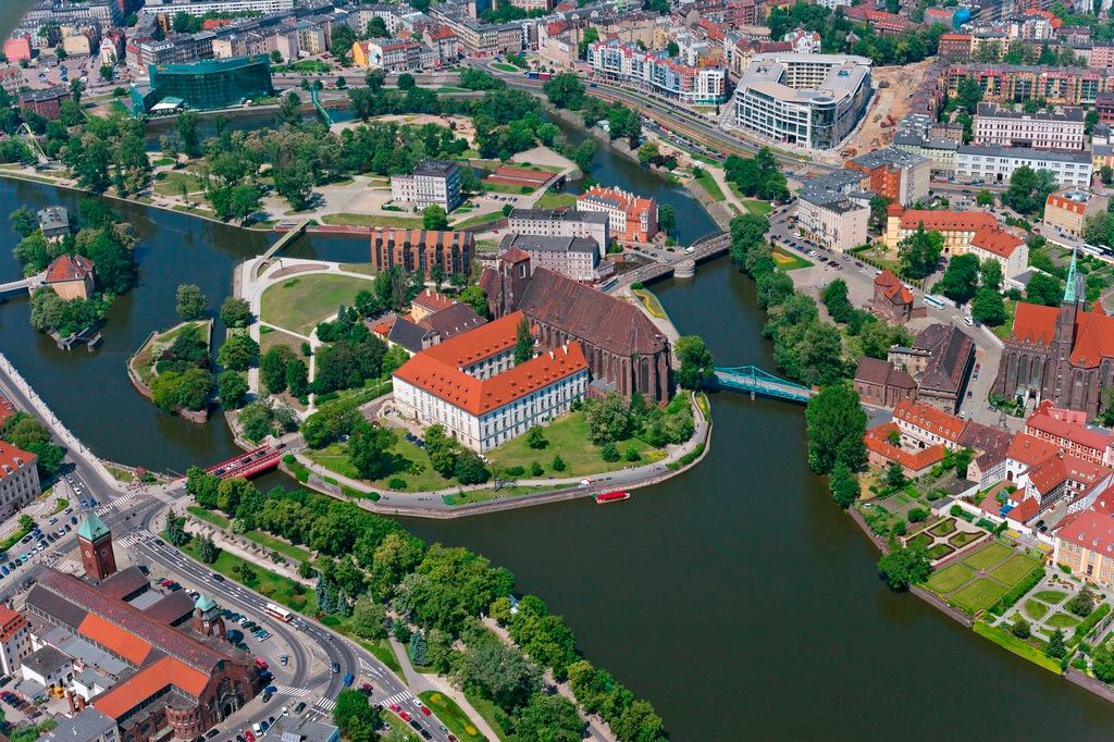Вроцлав — многоликий город, сотканный из легенд