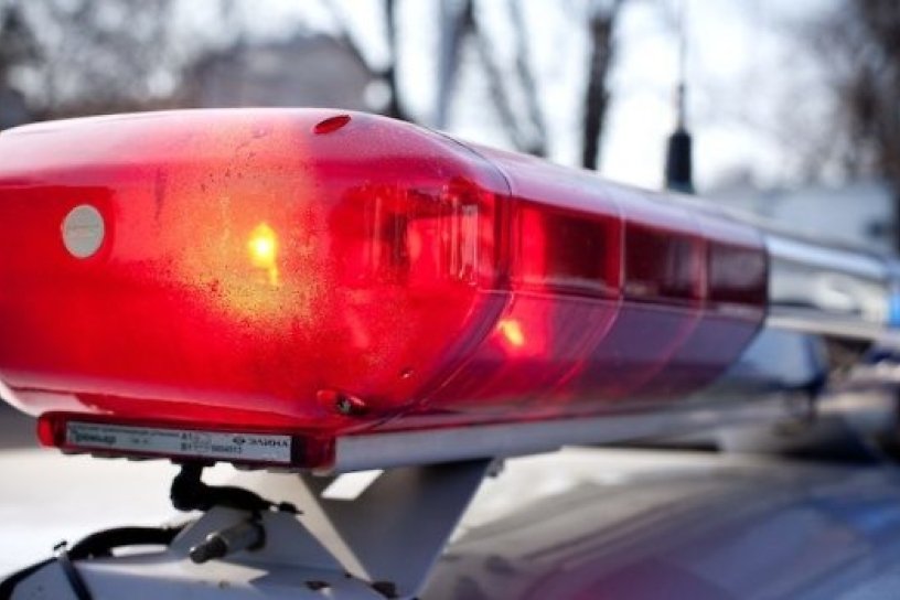 Полицейские остановили пьяного водителя из Свирска, выстрелив по колёсам его машины
